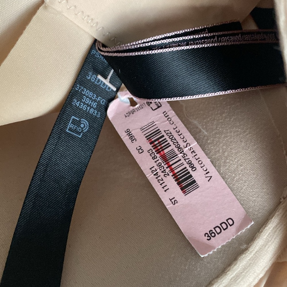 NWT Victoria Secret Bra Lined Demi 36DDD - Picture 2 of 6